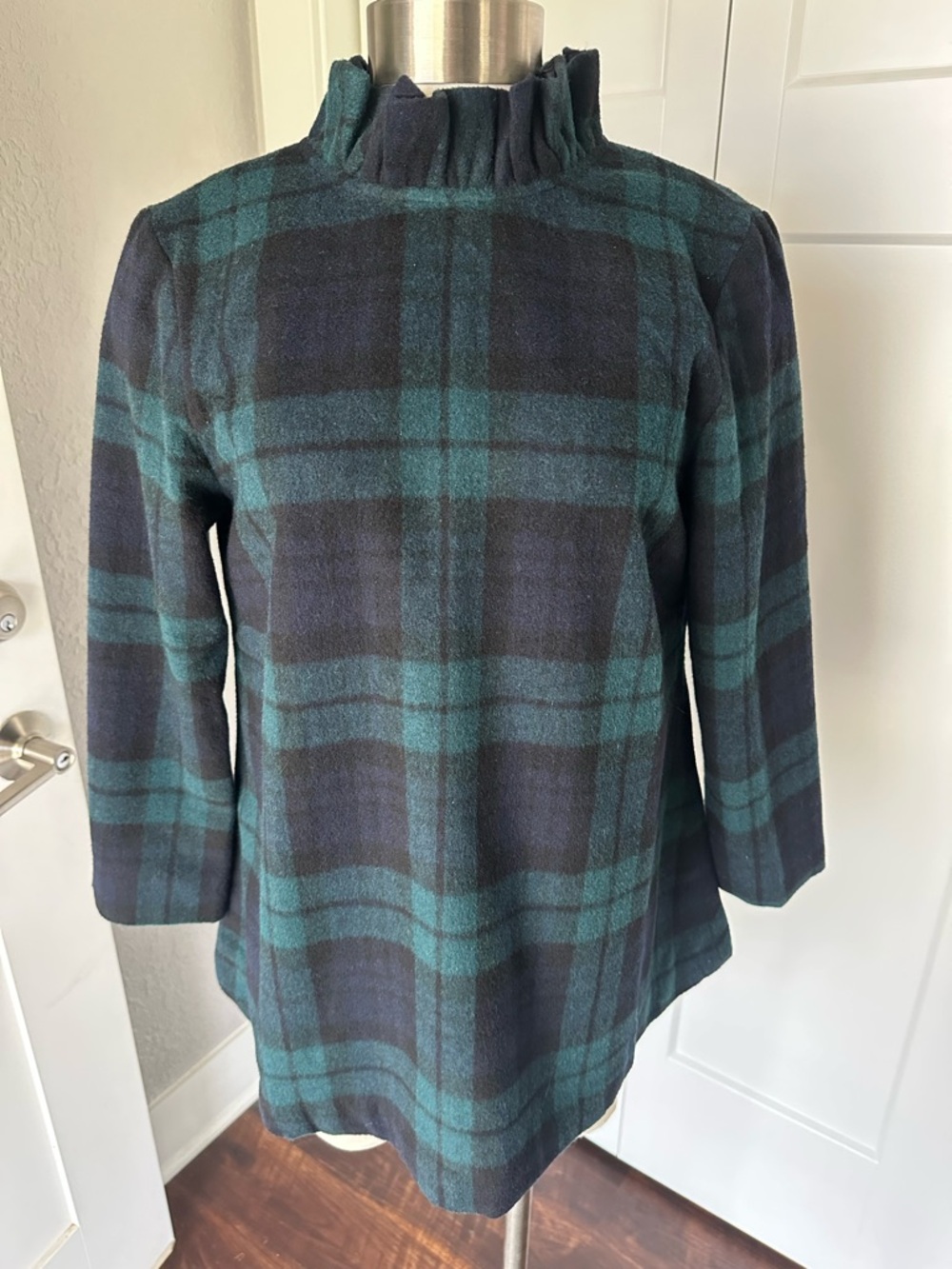 Tuckernuck Daphne Ruffle Tie-Back Wool Blend Top Blackwatch Plaid Small Preppy - Picture 7 of 14